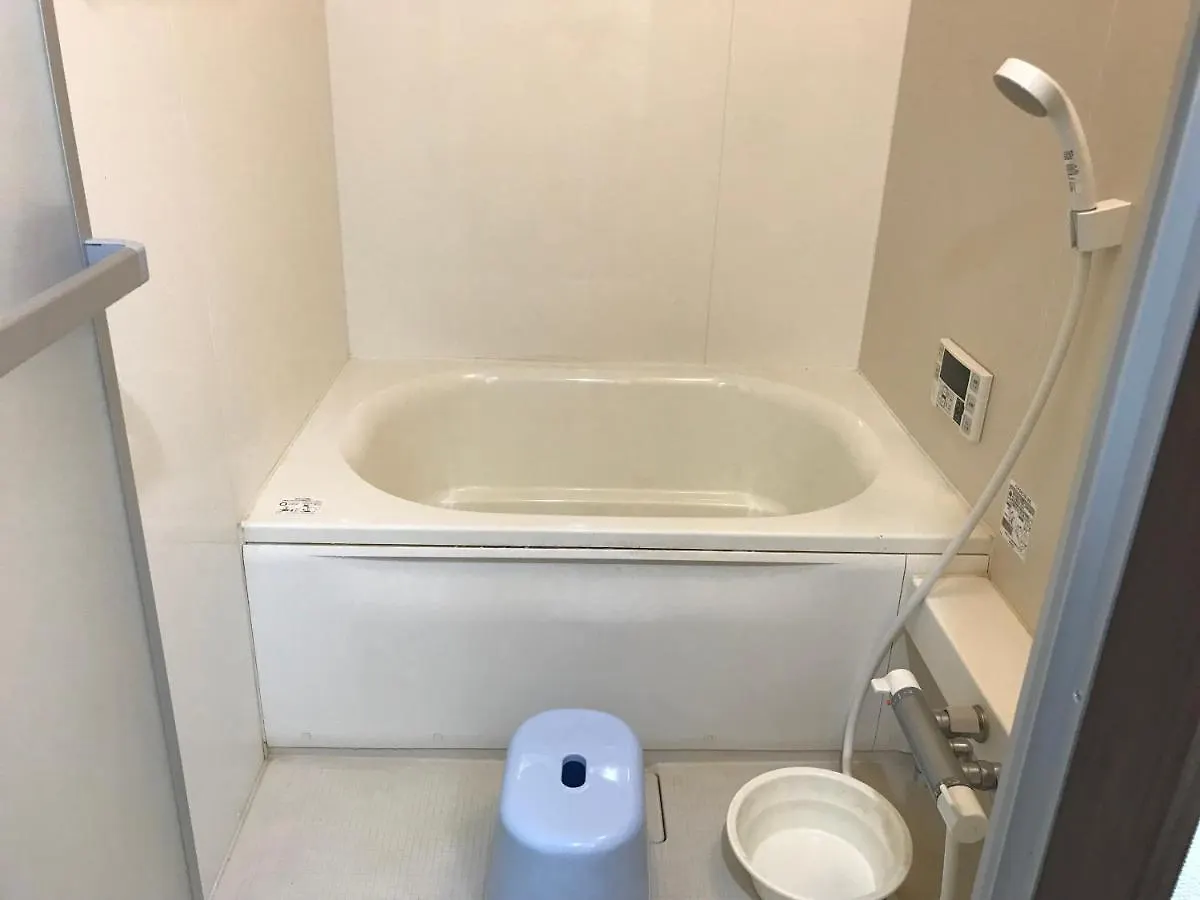 Guest house ファミリー向け民泊 かつら 二条城近くの和風座敷 Hotel Kyoto Japan