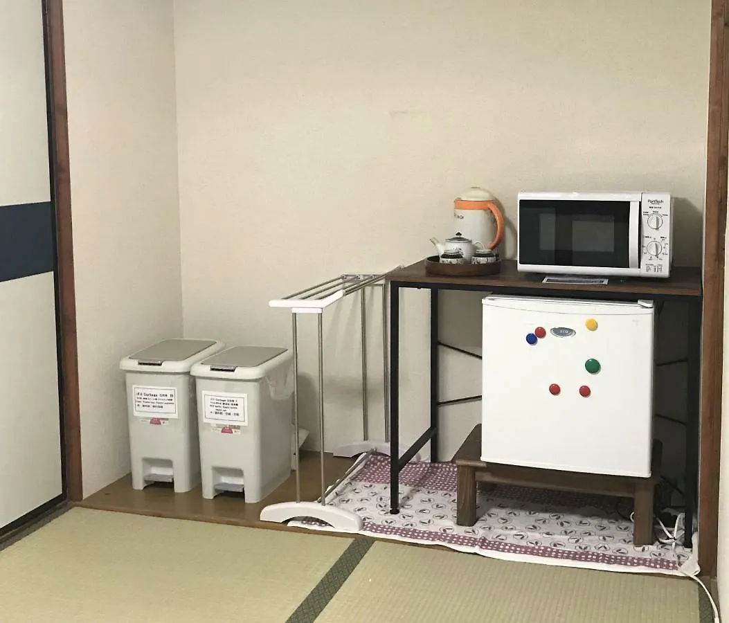 ファミリー向け民泊 かつら 二条城近くの和風座敷 Hotel Kyoto 0*,